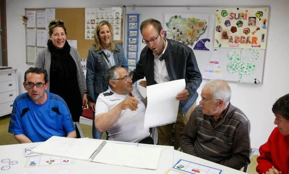 Foto 2 - El PP anuncia que reivindicar&aacute; la desafecci&oacute;n del antiguo Centro de Salud  