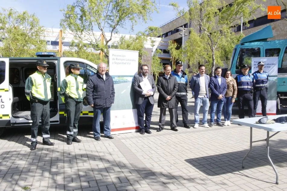 Foto 6 - La USAL promueve la seguridad vial entre sus estudiantes con demostraciones pr&aacute;cticas