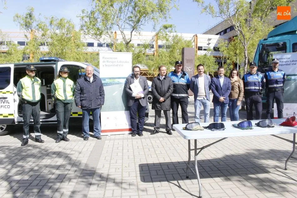 Foto 3 - La USAL promueve la seguridad vial entre sus estudiantes con demostraciones pr&aacute;cticas