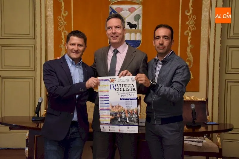 Francisco José Domínguez, Enrique Sánchez-Guijo y Carlos Castro durante la presentación