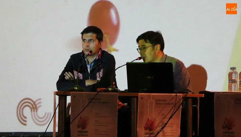 Enrique Barajas Tola y José Antonio Rubio Cano ofrecieron os interesantes ponencias / CORRAL