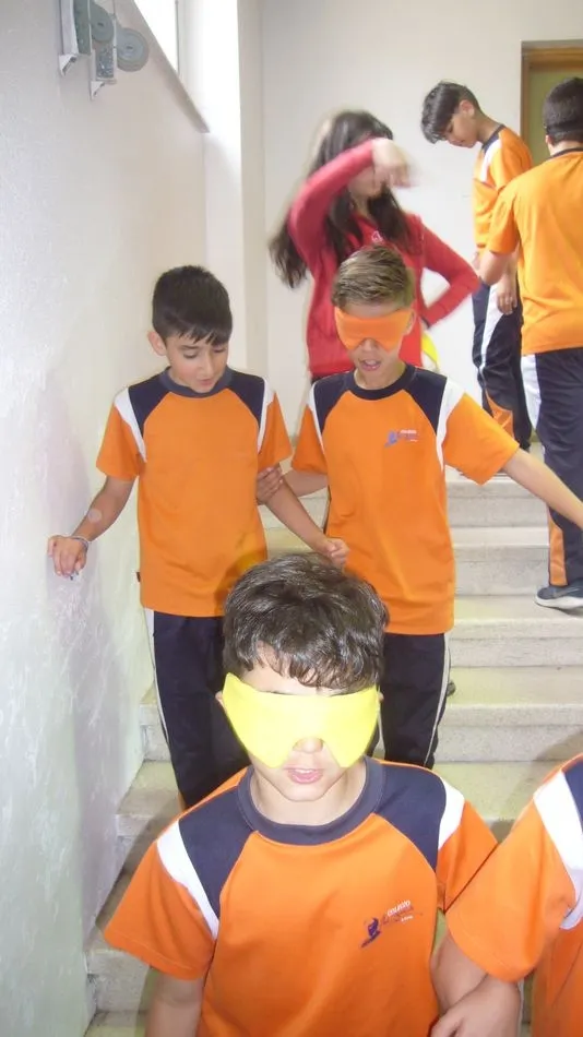 Foto 7 - &lsquo;Deporte para todos&rsquo; con la Fundaci&oacute;n Aviva en el Colegio Antonio Machado
