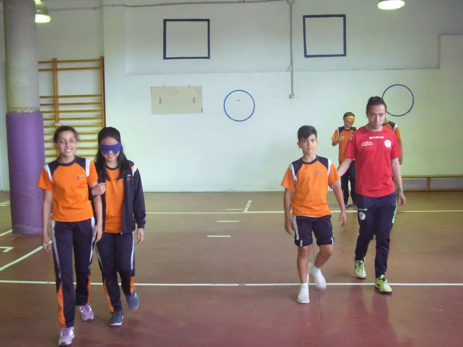 Foto 5 - &lsquo;Deporte para todos&rsquo; con la Fundaci&oacute;n Aviva en el Colegio Antonio Machado