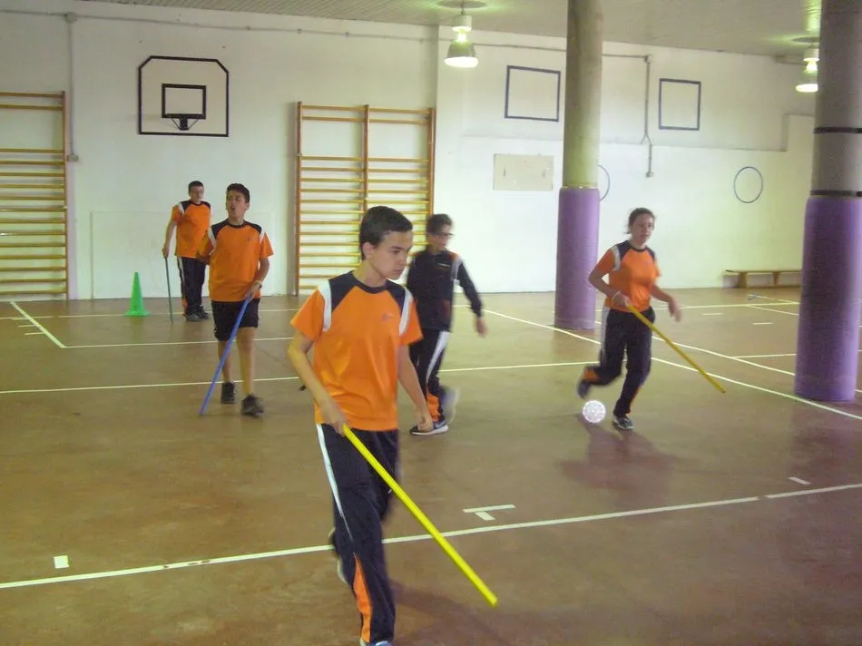 Foto 2 - &lsquo;Deporte para todos&rsquo; con la Fundaci&oacute;n Aviva en el Colegio Antonio Machado