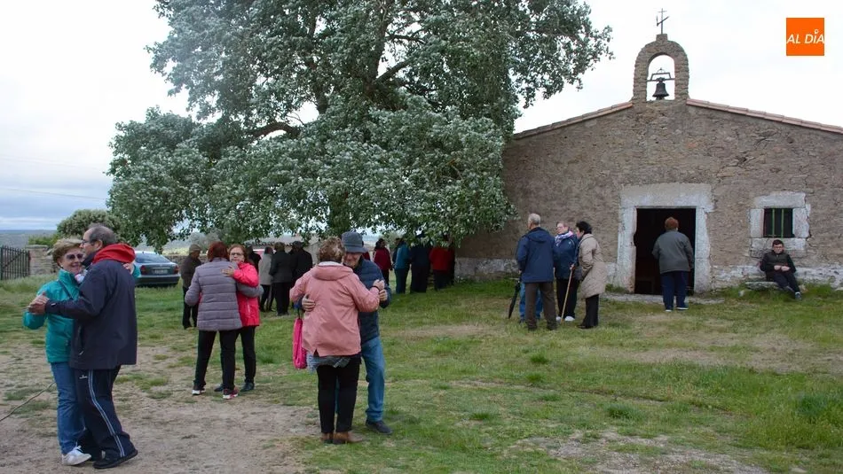 Foto 9 - La celebraci&oacute;n de San Gregorio re&uacute;ne a los lumbralenses en Las Vi&ntilde;as
