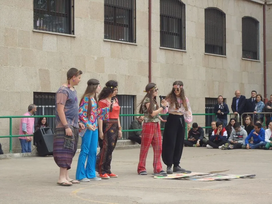 Foto 5 - Contin&uacute;an las fiestas en el Colegio Padres Trinitarios con m&uacute;sica y bailes  