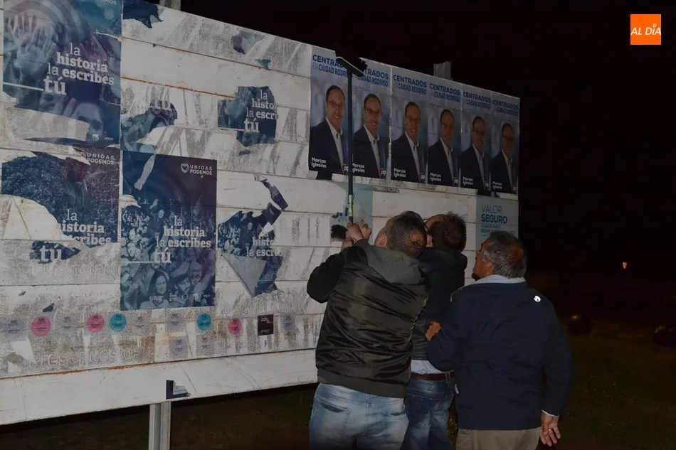 Foto 10 - Pistoletazo oficial con una ligera llovizna a la lucha por la Alcald&iacute;a  