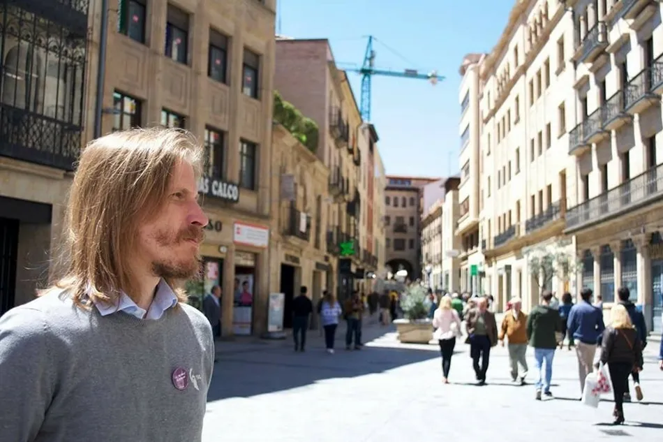 Pablo Fernández, candidato de Podemos a la Junta de Castilla y León, en una de sus visitas a Salamanca.