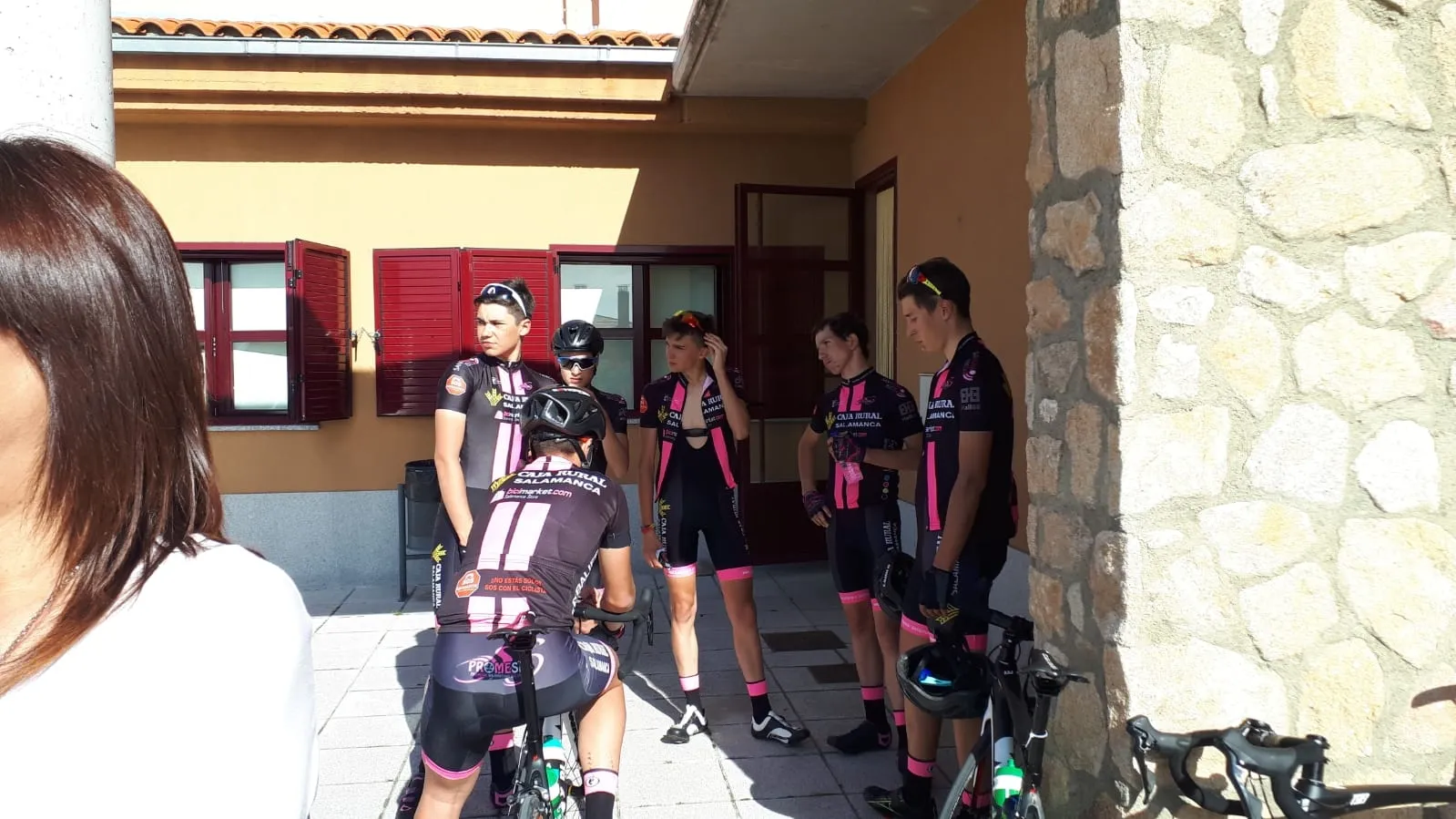 Foto 2 - Los cadetes del Club Ciclista Promesal acuden al Campeonato de Castilla y Le&oacute;n