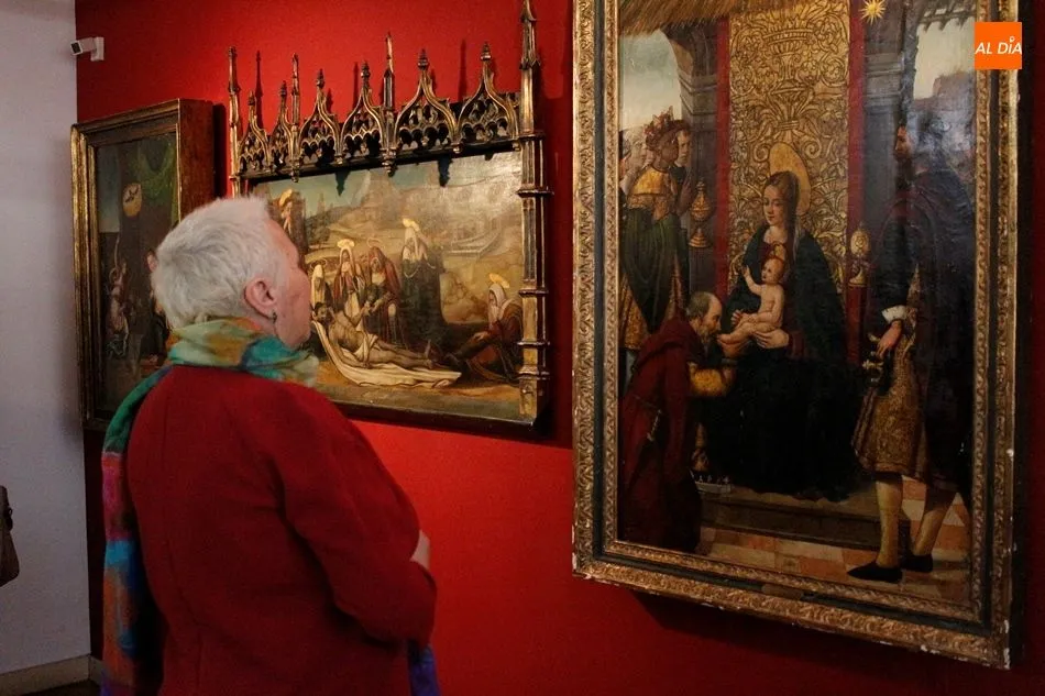 Foto 2 - El Museo de Salamanca expone tres obras de arte de los siglos XV y XVI incautadas a un grupo...