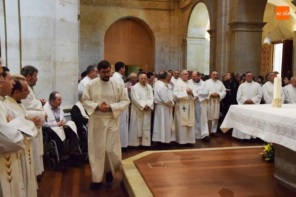Foto 2 - La Di&oacute;cesis homenajea a siete sacerdotes por su dedicaci&oacute;n a la comunidad