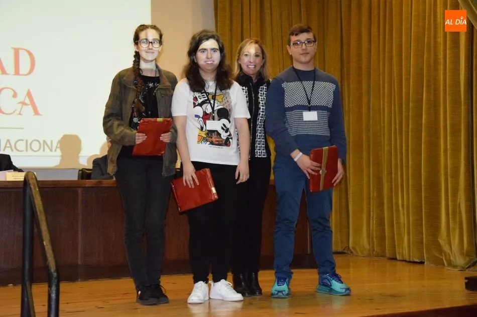 Foto 8 - El I Concurso de Cristalizaci&oacute;n acerca a la ciencia a m&aacute;s de 300 estudiantes de ESO y Bachillerato
