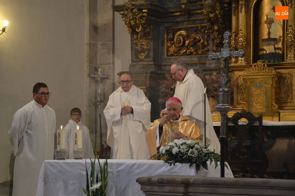 Foto 8 - La Di&oacute;cesis festeja las Bodas de Oro sacerdotales de cuatro de sus presb&iacute;teros  