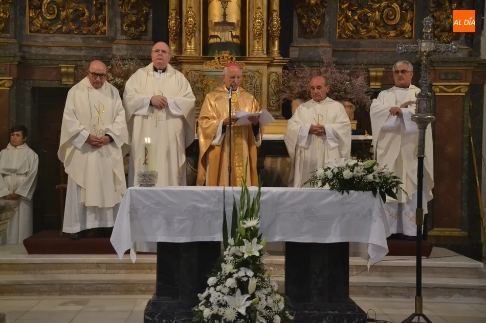 Foto 3 - La Di&oacute;cesis festeja las Bodas de Oro sacerdotales de cuatro de sus presb&iacute;teros  