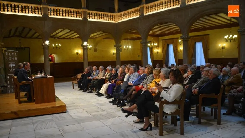 Fernando Díez Moreno, una lección de Humanismo Cristiano en el Casino de Salamanca