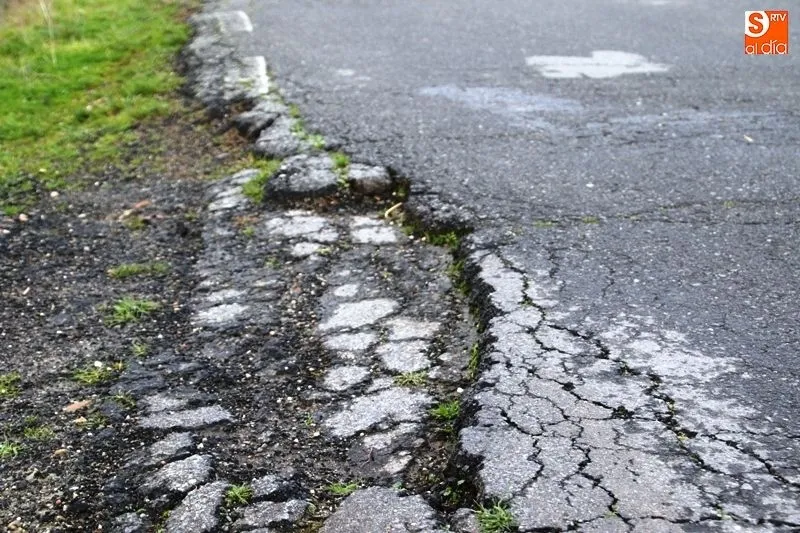 Foto 6 - El deterioro de la carretera de Amatos a comienzos del a&ntilde;o 2016