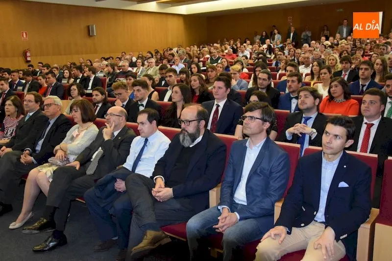 Acto de graduación de los alumnos de Ciencias Agrarias y Ambientales / Eva Fernández