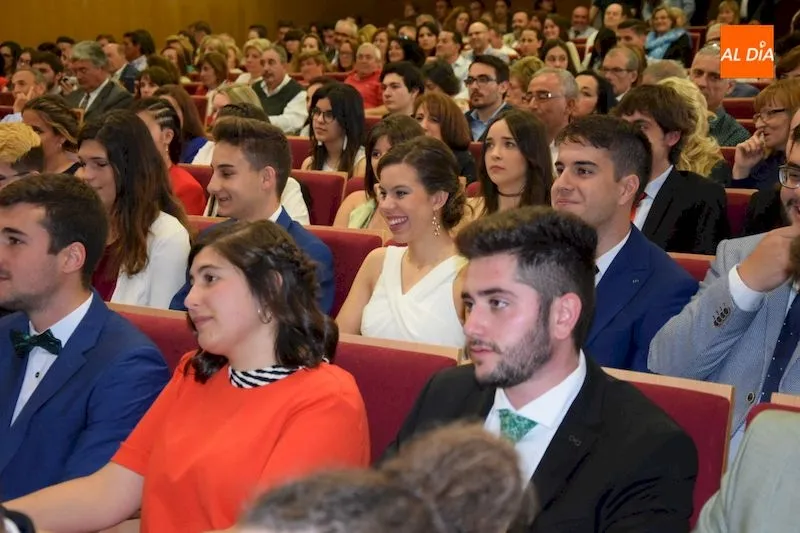 Foto 3 - Graduaci&oacute;n de una nueva promoci&oacute;n de Ciencias Agrarias y Ambientales