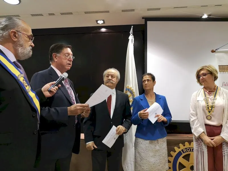 Foto 2 - El Club Salamanca Plaza Mayor entrega su premio &lsquo;Servir&rsquo; a Blas Rodr&iacute;guez