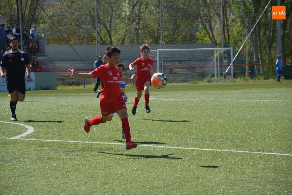 Foto 9 - Resultados, clasificaciones e im&aacute;genes del f&uacute;tbol base provincial