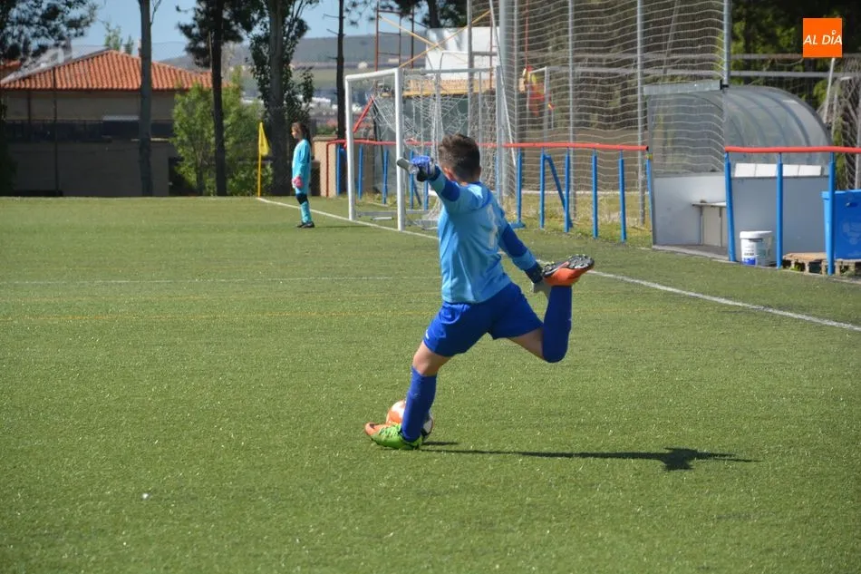 Foto 4 - Resultados, clasificaciones e im&aacute;genes del f&uacute;tbol base provincial