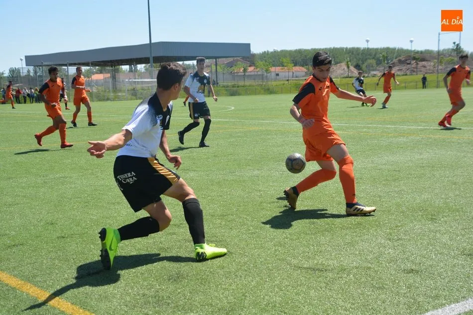 Foto 10 - Resultados, clasificaciones e im&aacute;genes del f&uacute;tbol base regional