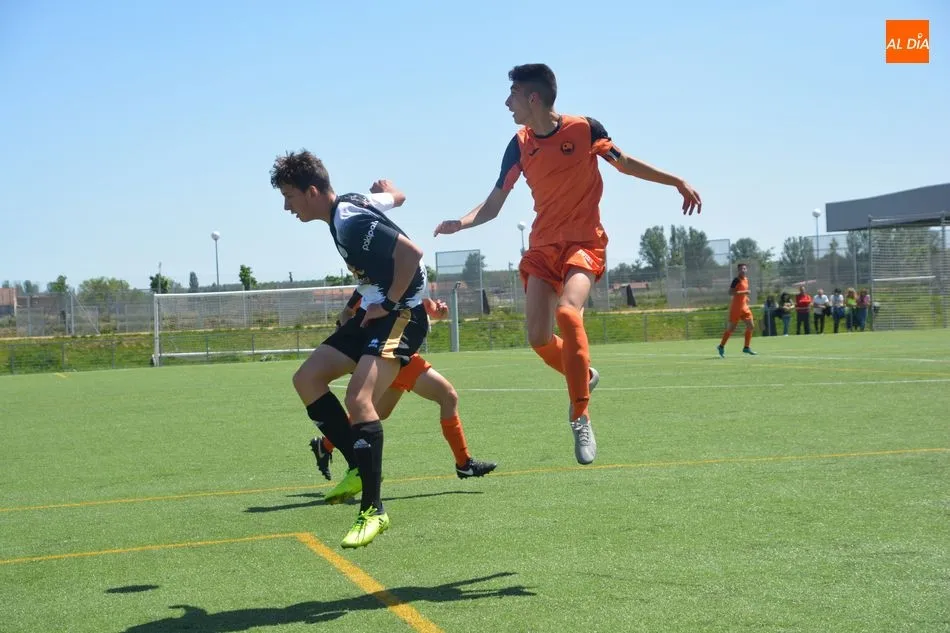 Foto 3 - Resultados, clasificaciones e im&aacute;genes del f&uacute;tbol base regional