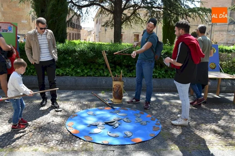 Foto 4 - La VI Jornada de Artesan&iacute;a muestra a los salmantinos los oficios de ayer y de hoy