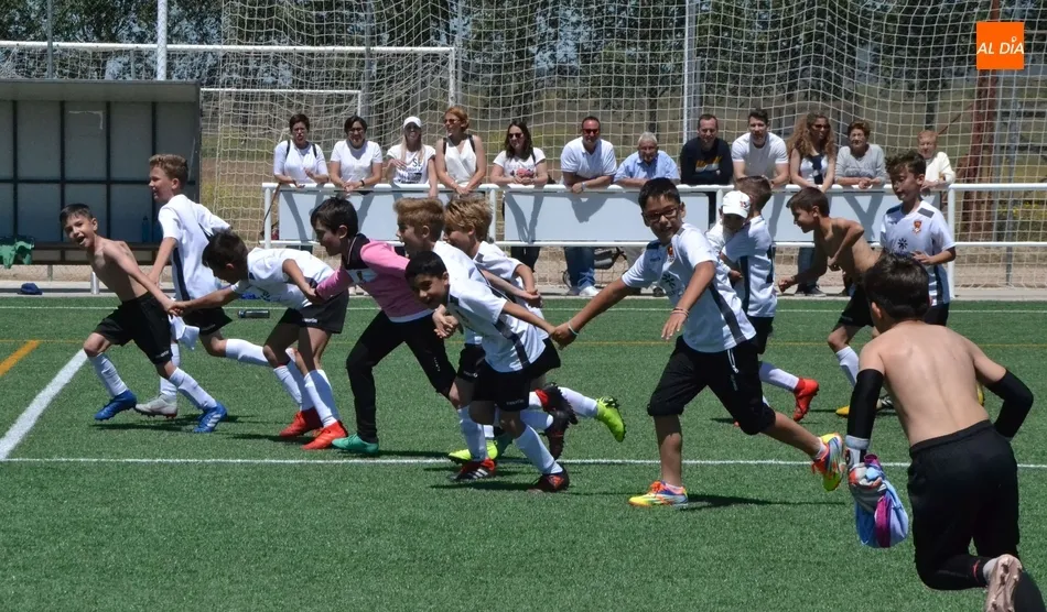 Foto 5 - [M 11|12 MAYO] P&oacute;ker de victorias de los peques del Ciudad Rodrigo en la &uacute;ltima gran ma&ntilde;ana de...
