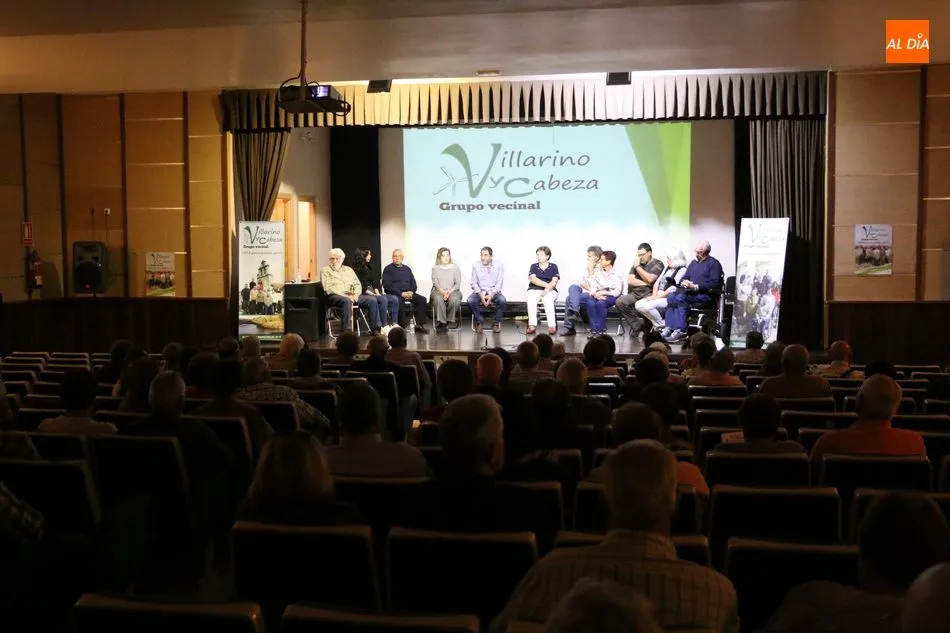 Foto 4 - El Grupo Villarino y Cabeza presenta al p&uacute;blico su candidatura a las municipales  