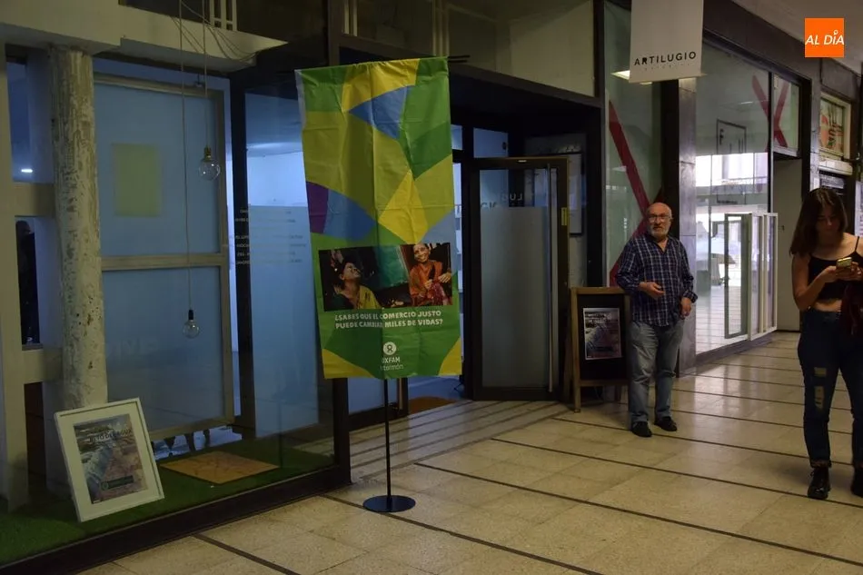 Foto 4 - Arte solidario con la mente puesta en el medio ambiente