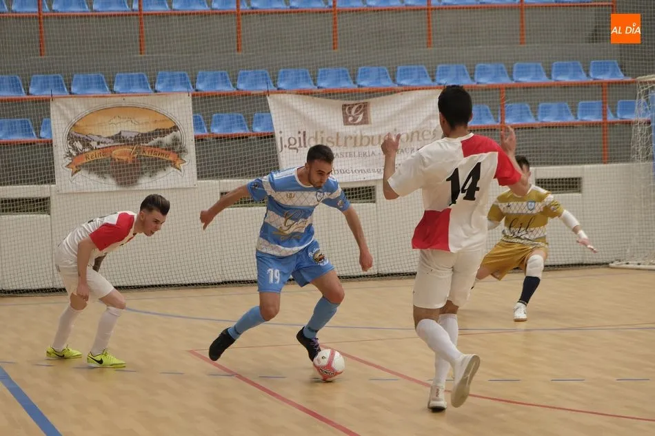 Foto 6 - El Salamanca FS se da un fest&iacute;n para afianzarse en la cuarta plaza (8-2)
