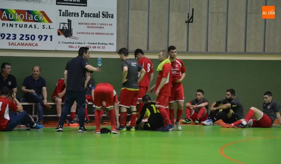 Foto 10 - El III Senior muere en la orilla tras una vibrante temporada en la que reconquist&oacute; a la afici&oacute;n  