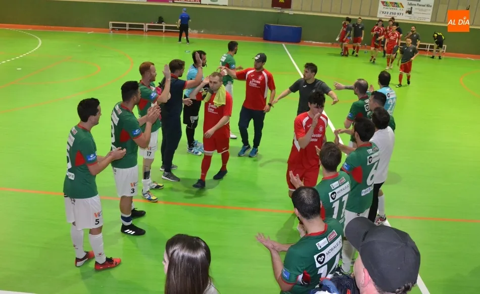 Foto 8 - El III Senior muere en la orilla tras una vibrante temporada en la que reconquist&oacute; a la afici&oacute;n  