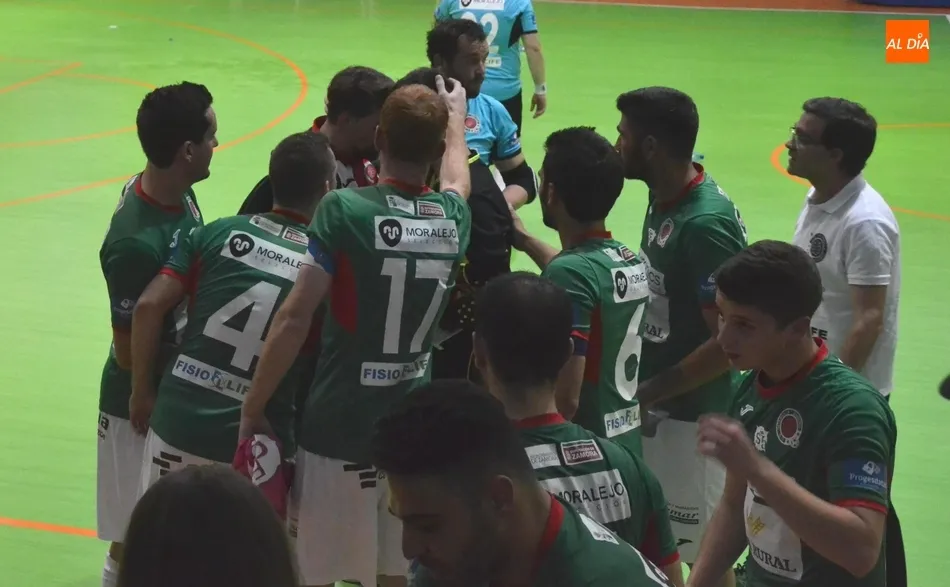 Foto 2 - El III Senior muere en la orilla tras una vibrante temporada en la que reconquist&oacute; a la afici&oacute;n  
