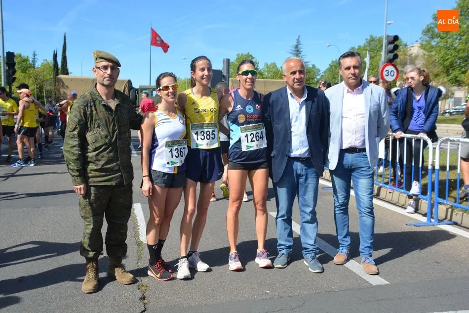 Foto 8 - Antonio Fraile y Ver&oacute;nica S&aacute;nchez vencen en una multitudinaria Carrera C&iacute;vico Militar San...