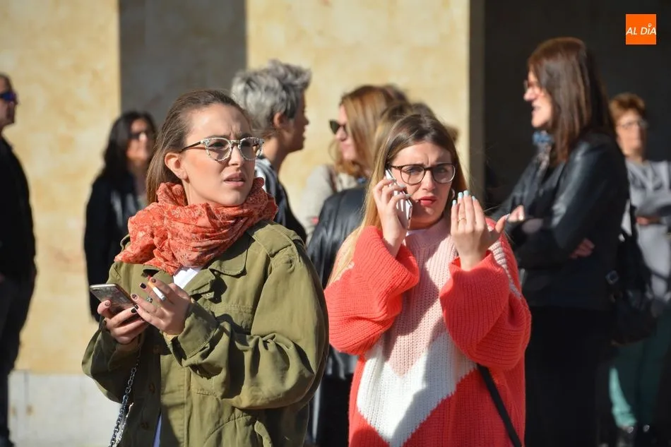 Foto 10 - M&aacute;s de 11.000 personas realizan las oposiciones de enfermer&iacute;a del Sacyl