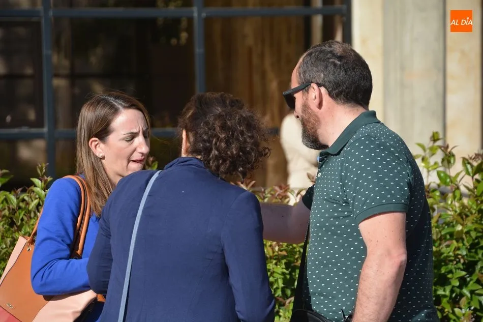 Foto 7 - M&aacute;s de 11.000 personas realizan las oposiciones de enfermer&iacute;a del Sacyl