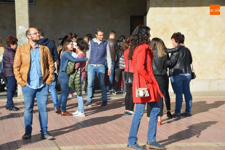 Foto 5 - M&aacute;s de 11.000 personas realizan las oposiciones de enfermer&iacute;a del Sacyl
