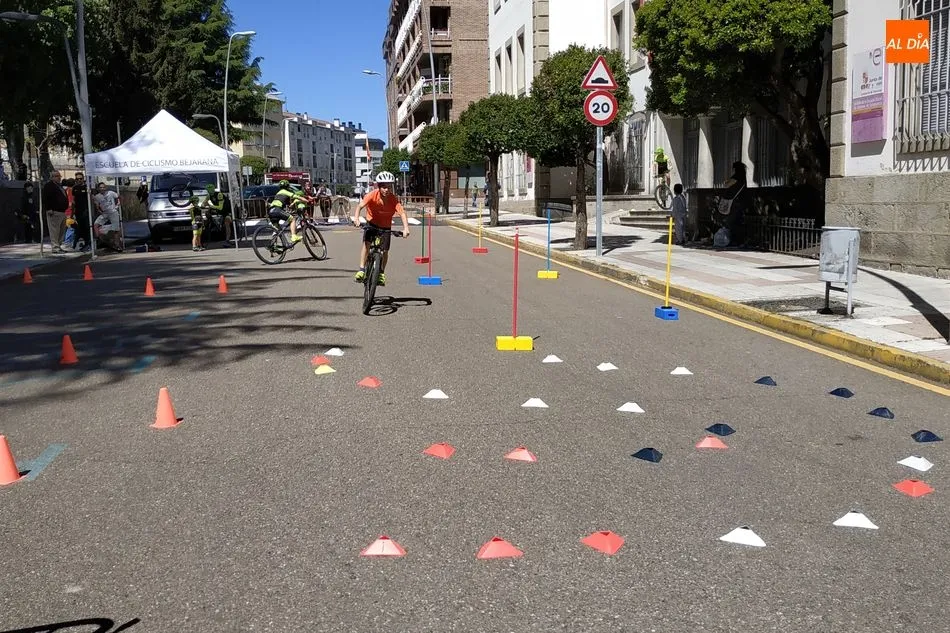 Foto 8 - Las Escuelas Deportivas en&nbsp; la calle para incentivar el Deporte de cara al pr&oacute;ximo curso  