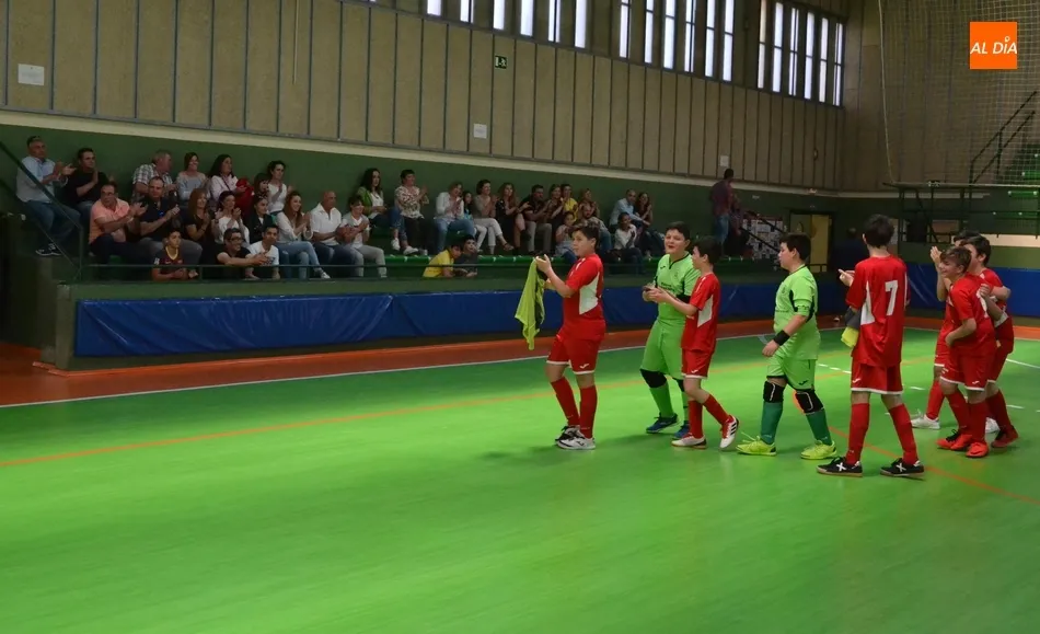 Foto 4 - El III Infantil cierra la liga con una c&oacute;moda victoria y se coloca subcampe&oacute;n provisional  