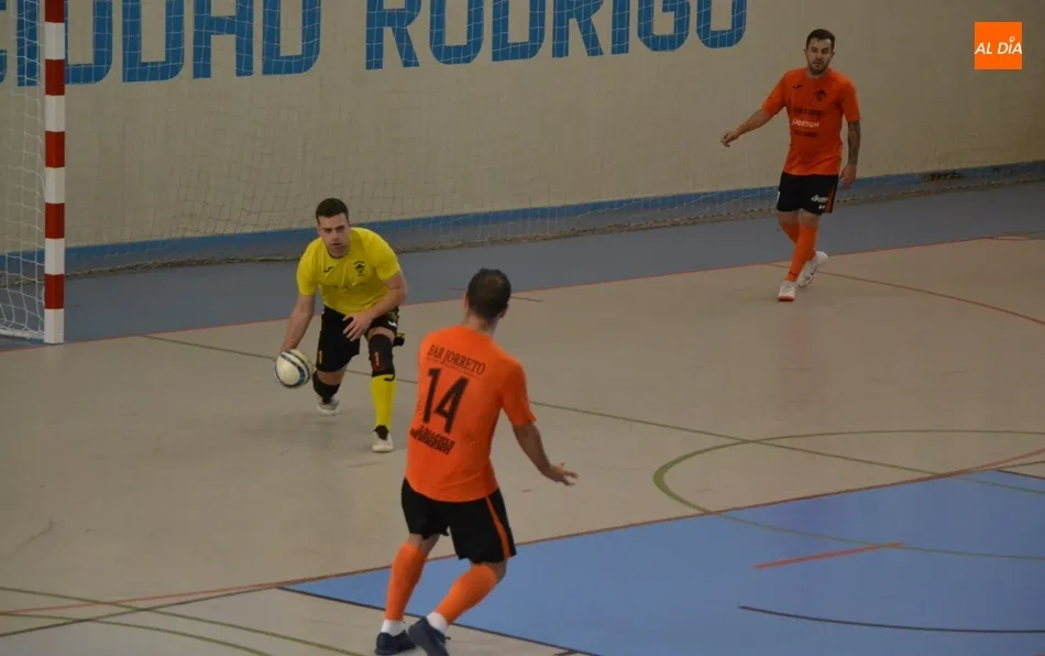 Foto 8 - El Mir&oacute;briga Futsal se estrella con los palos y queda contra las cuerdas en la Copa Presidente  