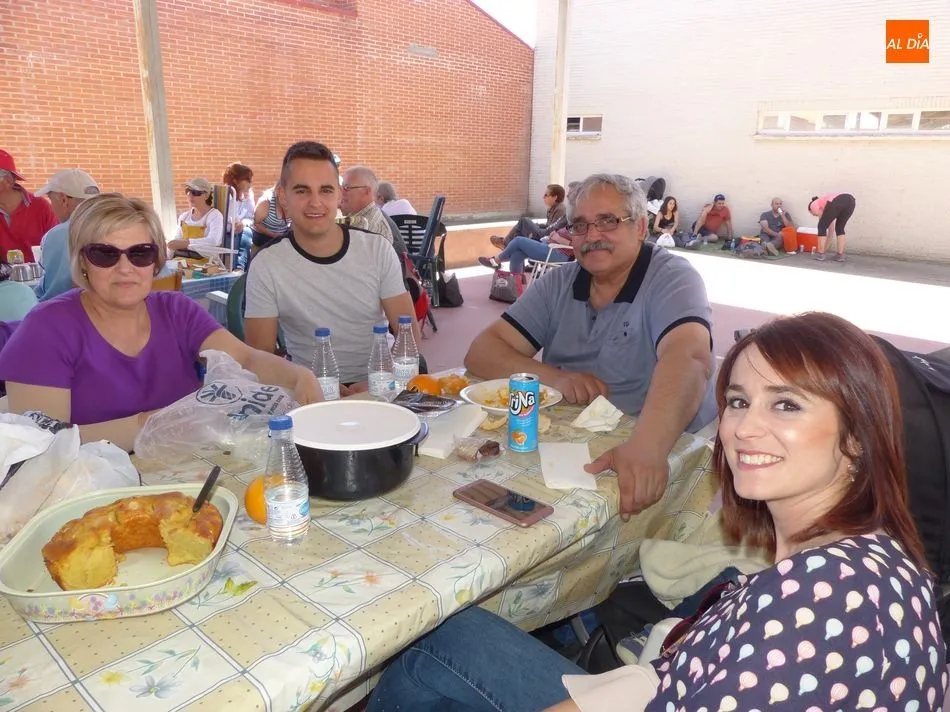 Foto 2 - Vecinos de Las Villas se vuelcan con su 29&ordf; Marcha de la Solidaridad&nbsp;