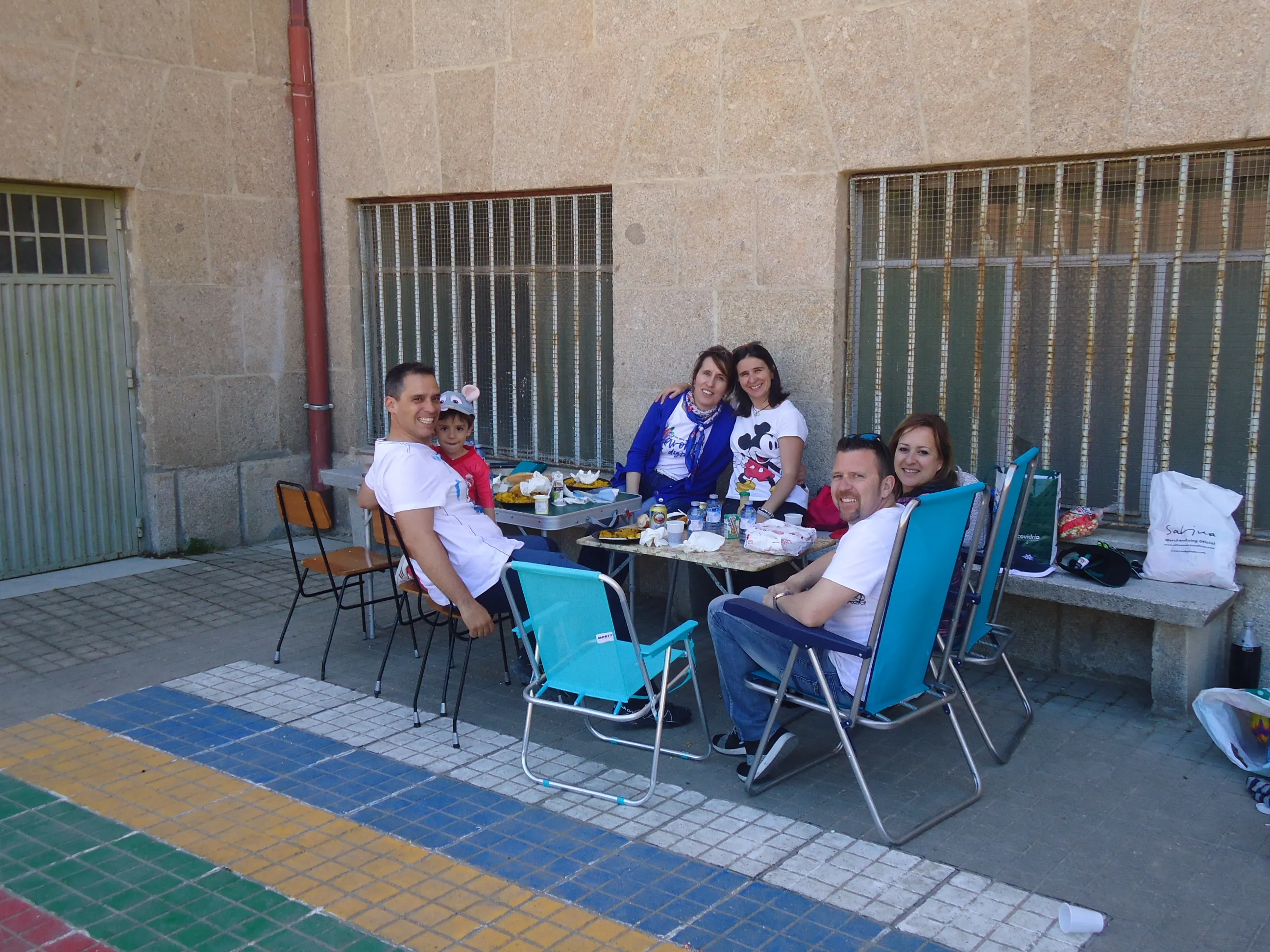 Foto 10 - Fin de fiestas en el Colegio Trinitrarios