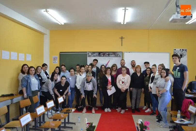 Brillante concurso de recogidos en el centro de FP Hernández Vera