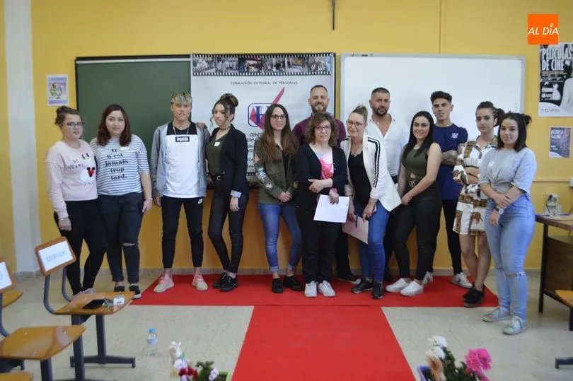 Foto 9 - &Eacute;xito del concurso anual de recogidos de los alumnos del centro Hern&aacute;ndez Vera