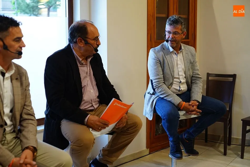 Foto 10 - Ciudadanos Guijuelo presenta su candidatura en la villa
