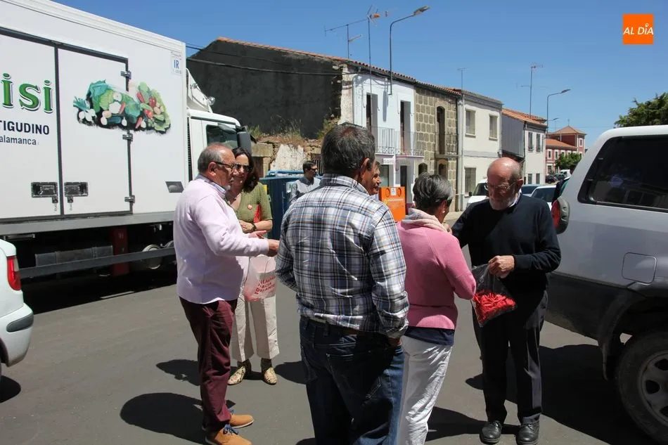 Foto 7 - El PSOE arropa a Germ&aacute;n Vicente como candidato a la Alcald&iacute;a de Vitigudino  