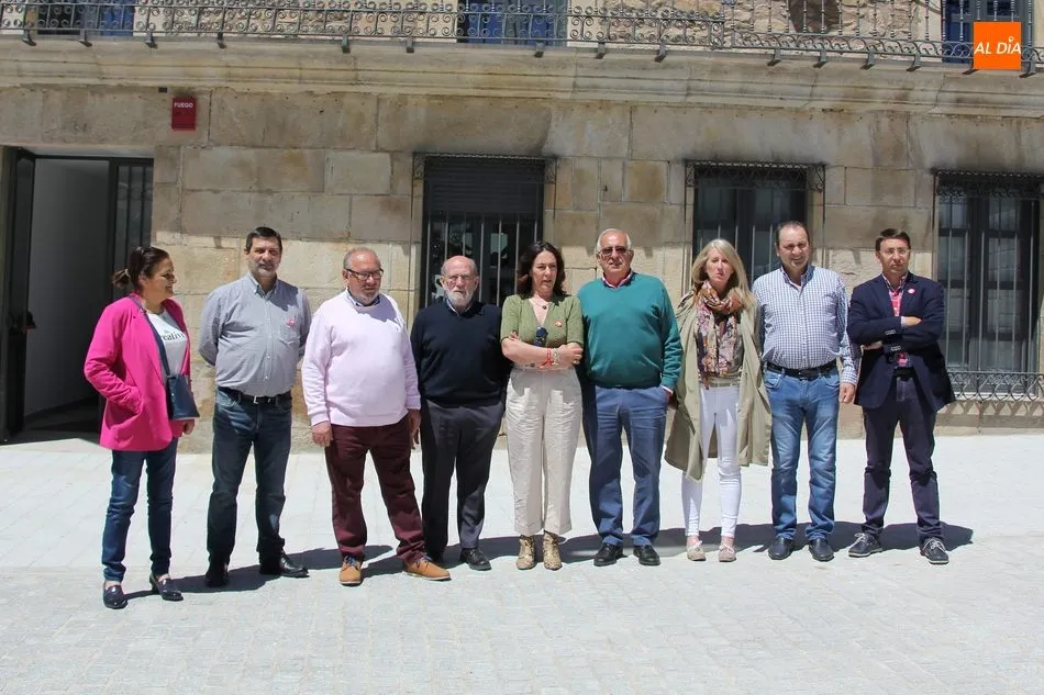 Foto 4 - El PSOE arropa a Germ&aacute;n Vicente como candidato a la Alcald&iacute;a de Vitigudino  