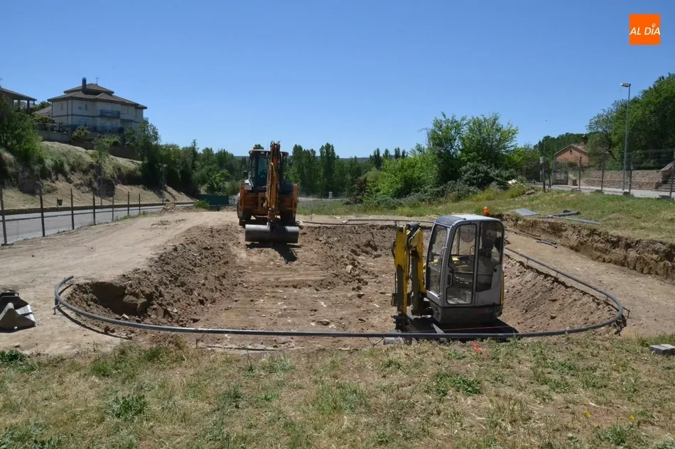 Foto 4 - Comienza la construcci&oacute;n de la pista de skate  